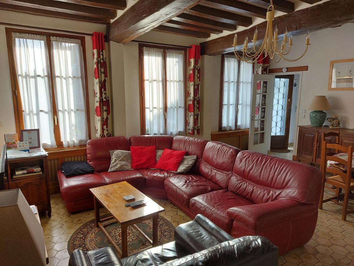 Chez Robins Villa Trie-Chateau Exterior photo